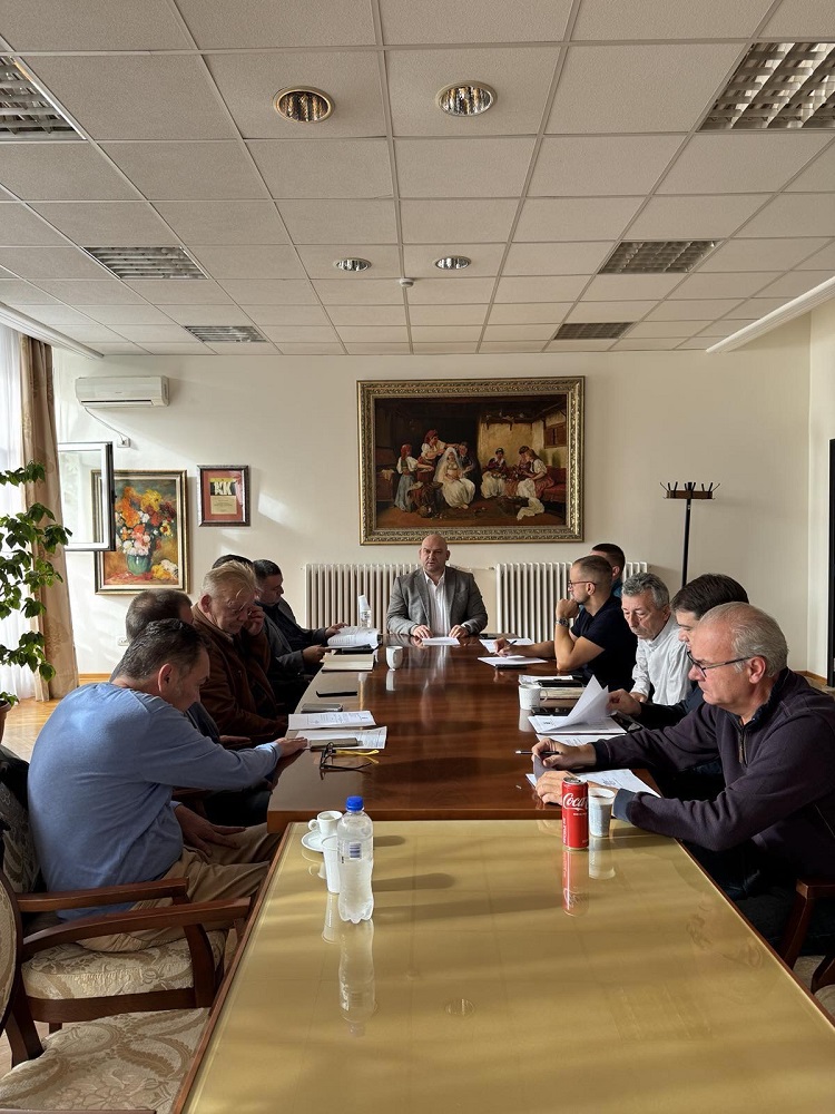 Одржана седница Штаба за ванредне ситуације Градске општине Чукарица о предстојећој зимској сезони Одржана седница Штаба за ванредне ситуације Градске општине Чукарица о предстојећој зимској сезони